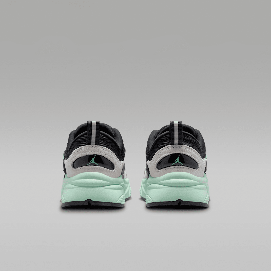 Black/Neutral Grey/Mint Foam/Green Glow