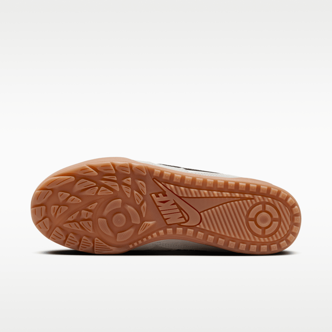 Phantom/Gum Medium Brown/Gridiron