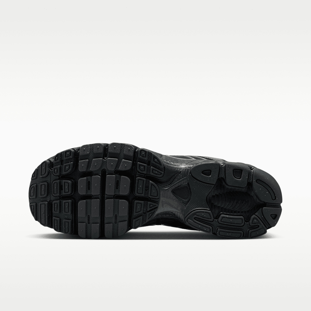 Black/Metallic Dark Grey/Dark Smoke Grey