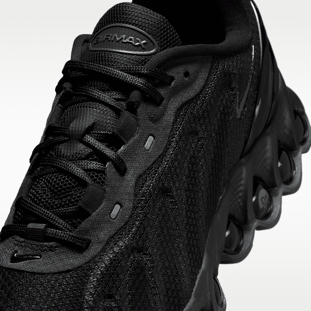 Black/Black