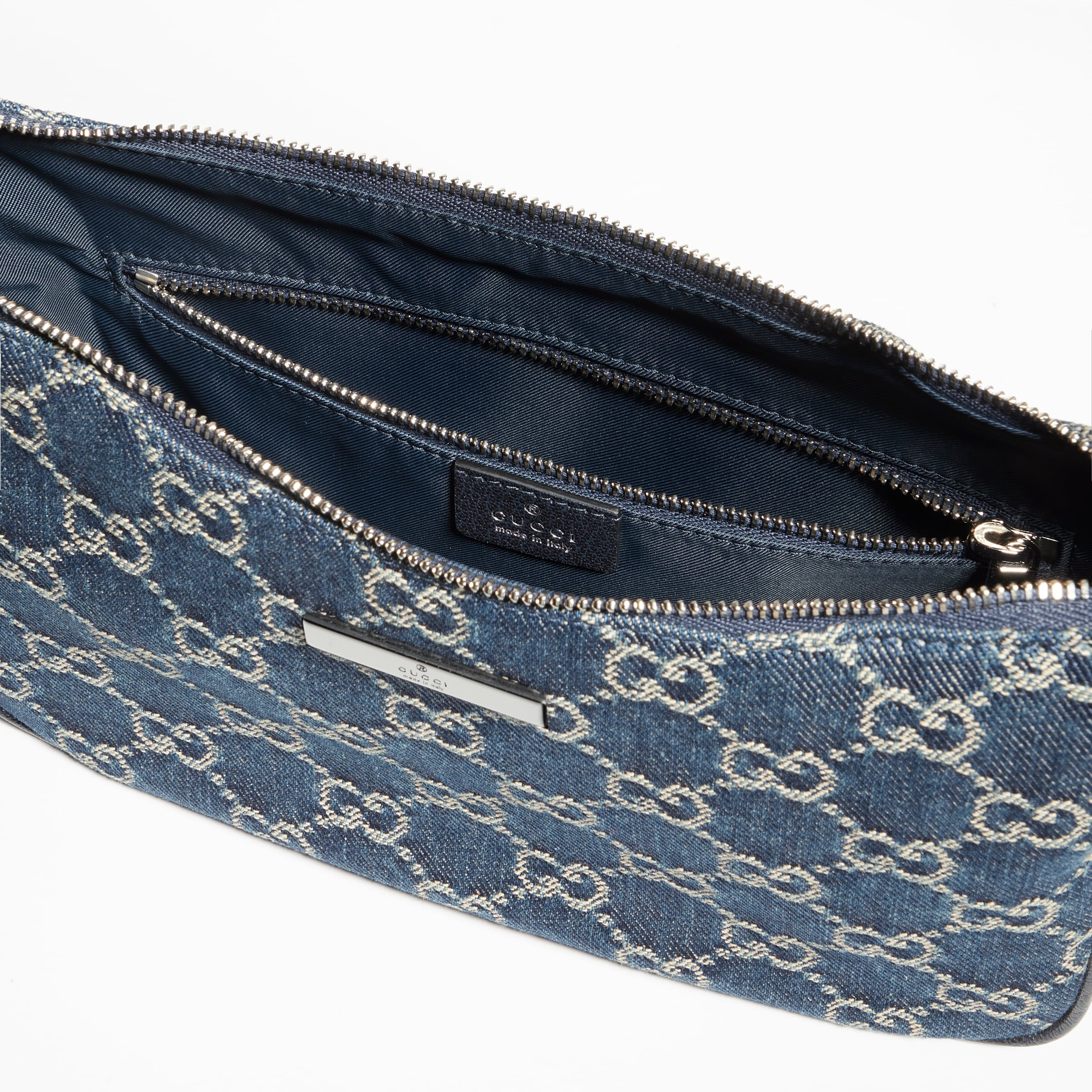 denim azul oscuro con GG