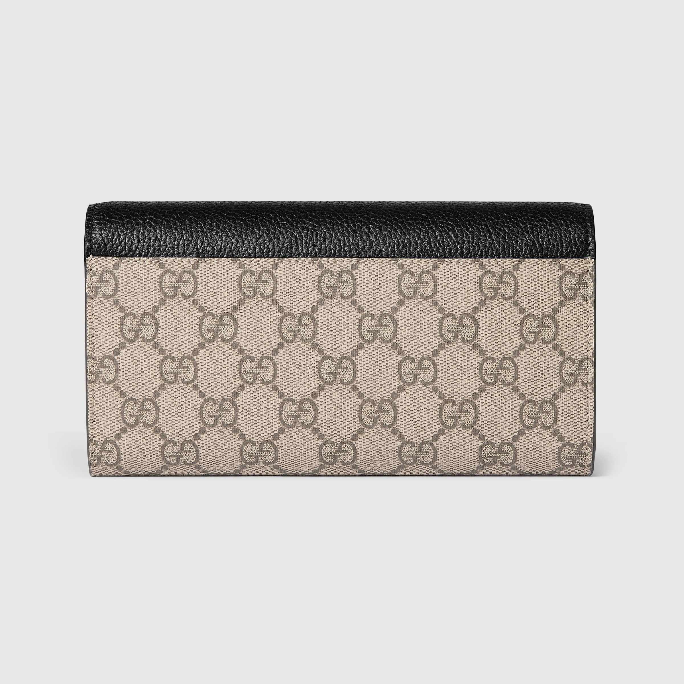 piel beige y negra