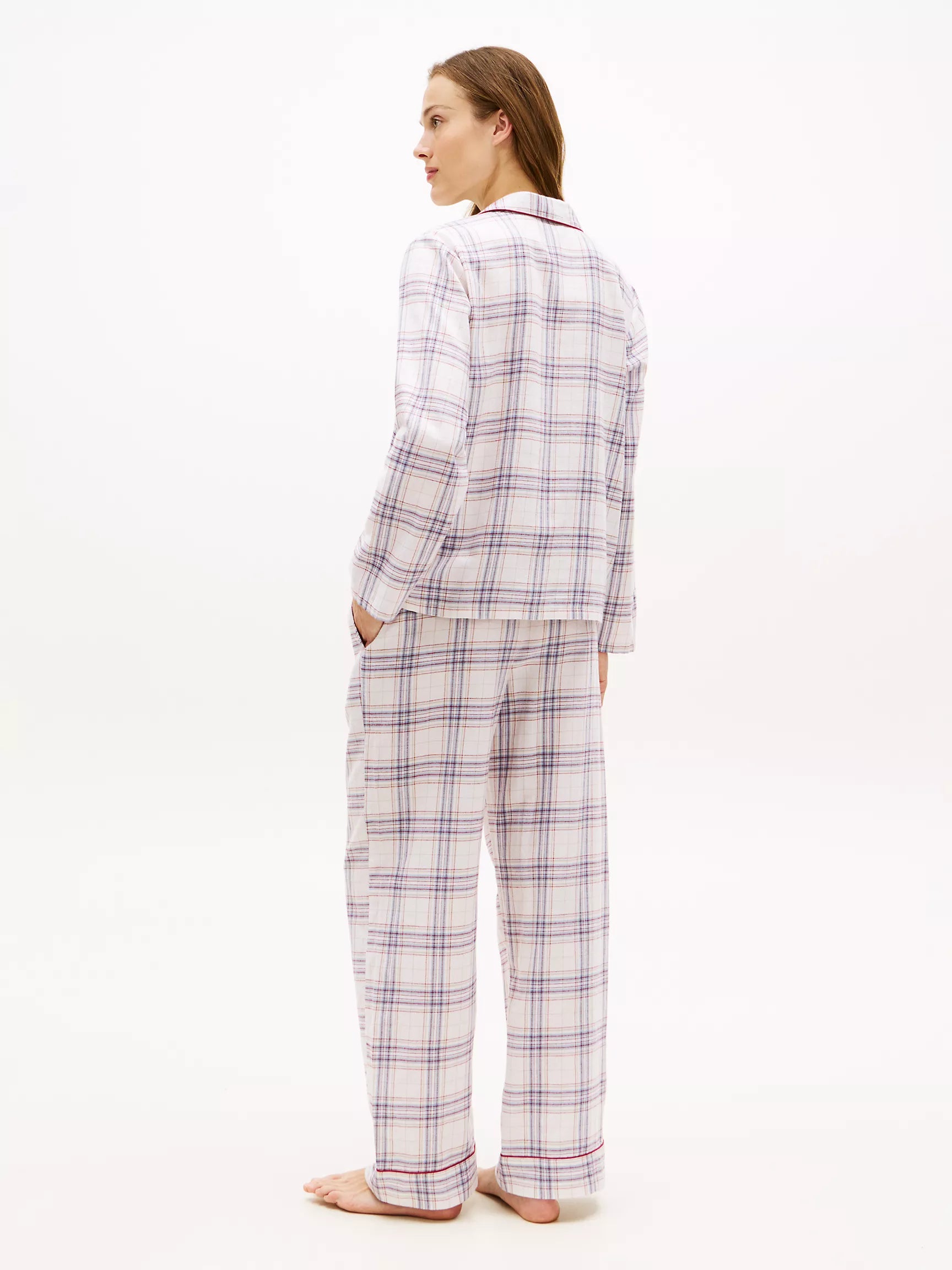 Whisper White / Plaid