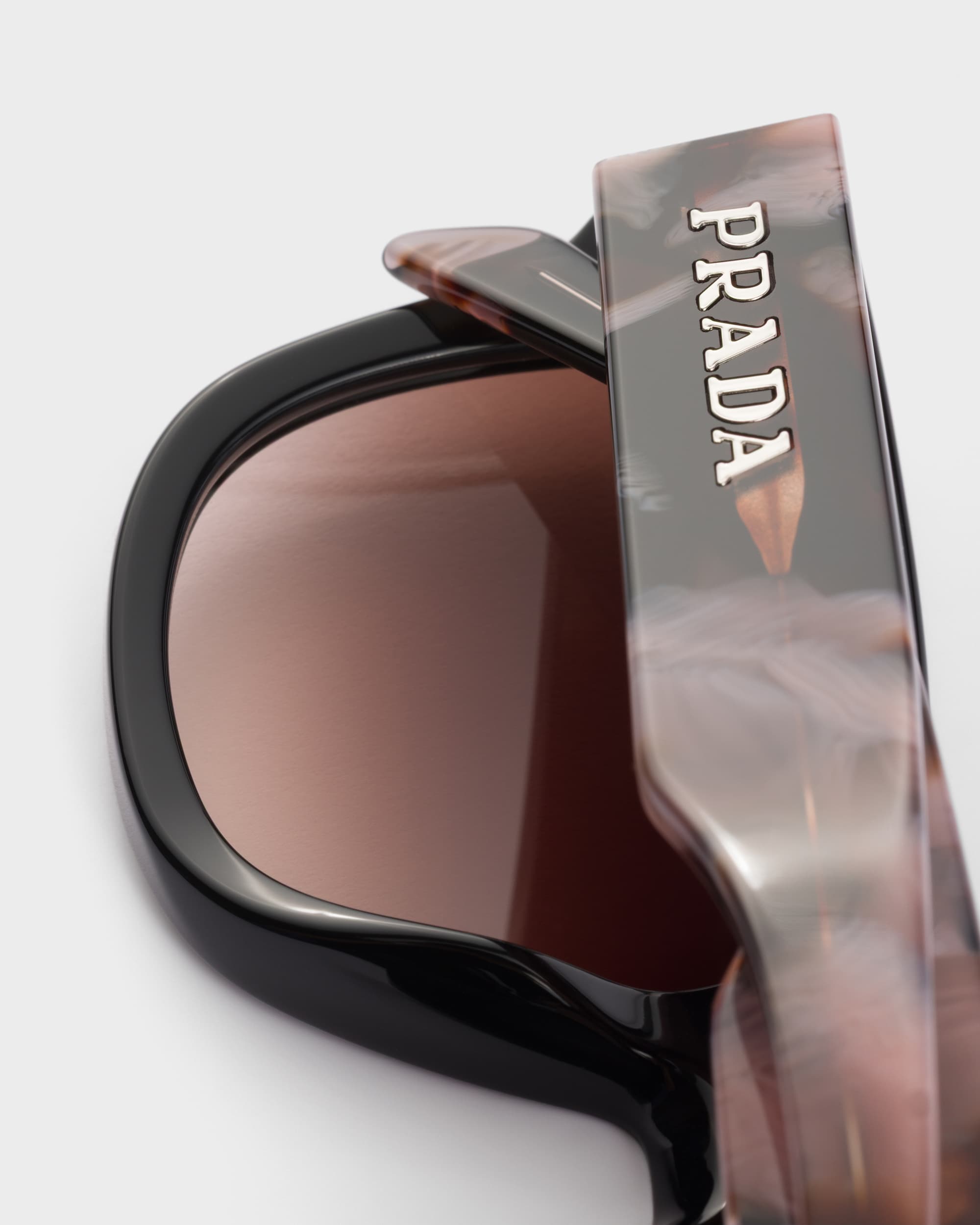 Color lentes Marrón oscuro