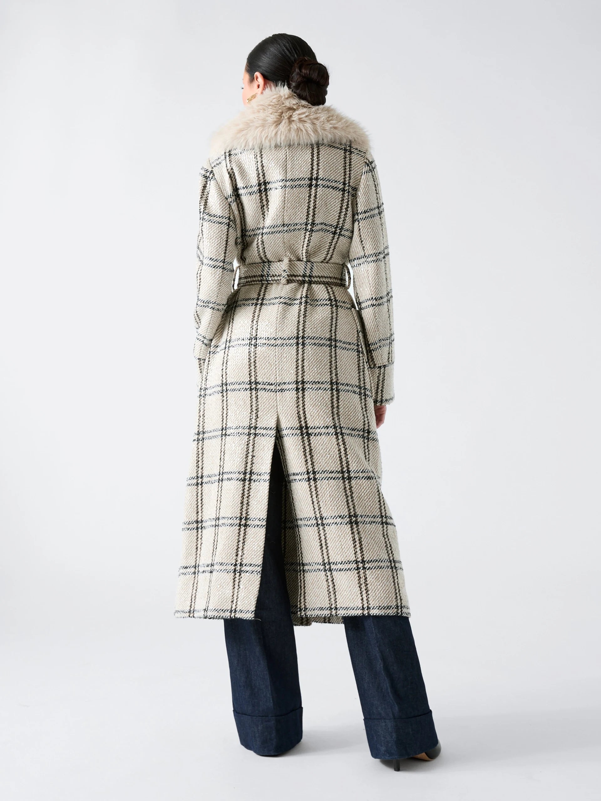 White Deneuve Multi