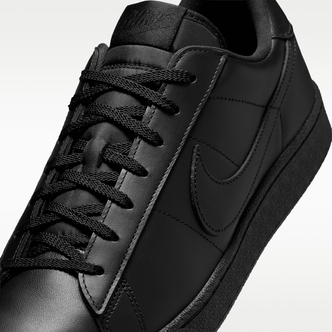 Black/Black/Black