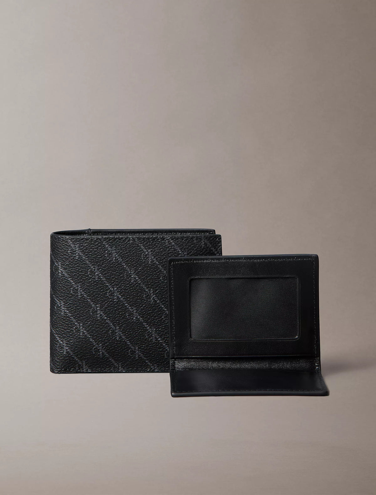 Black/Poppy Seed Aop