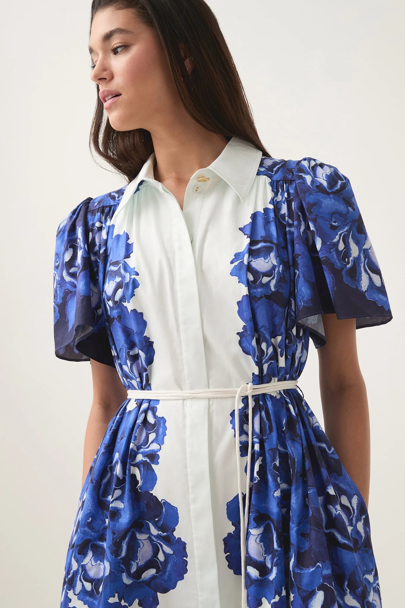 BOLDLY BLOOMING COBALT