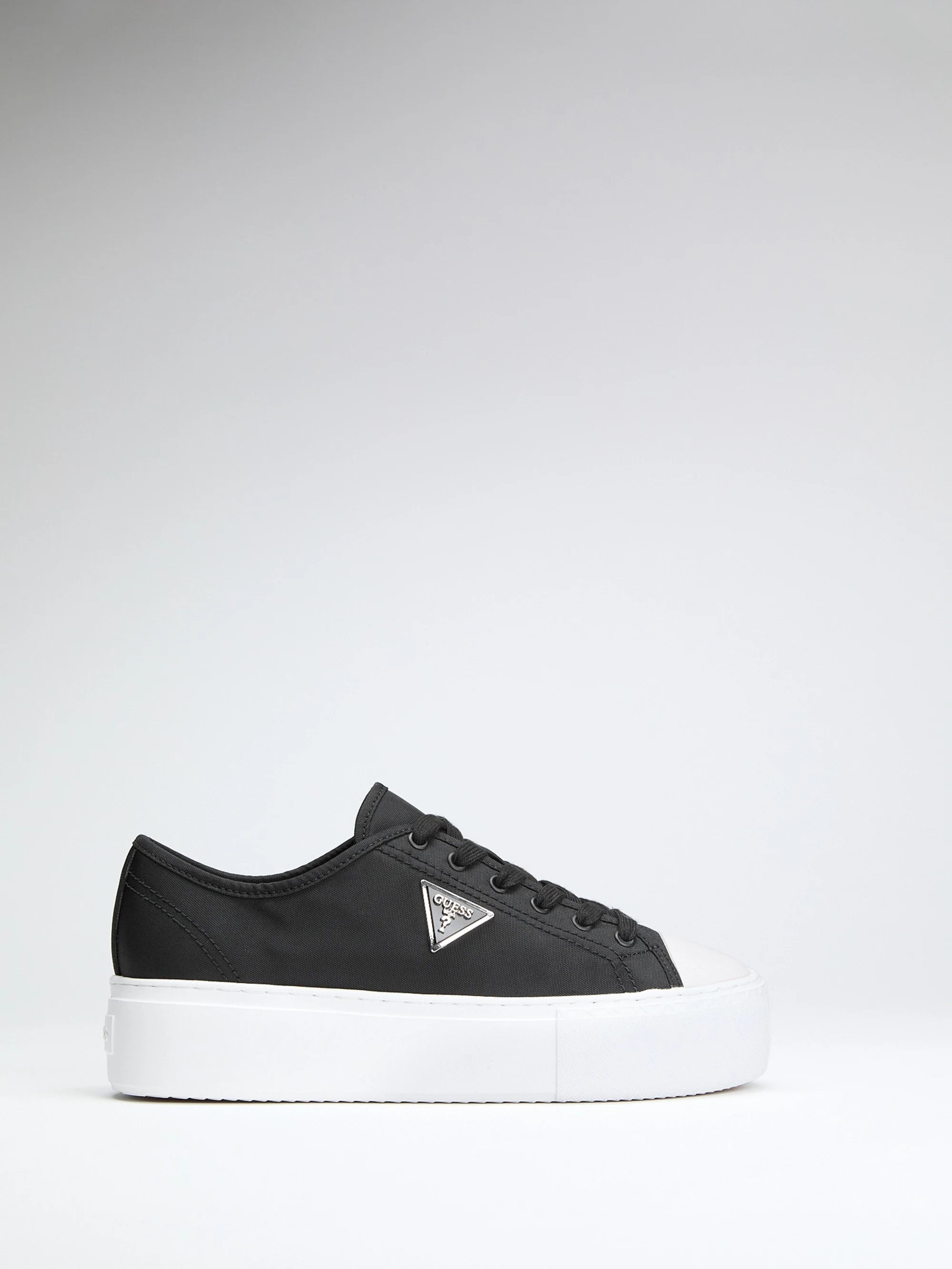 Black 001