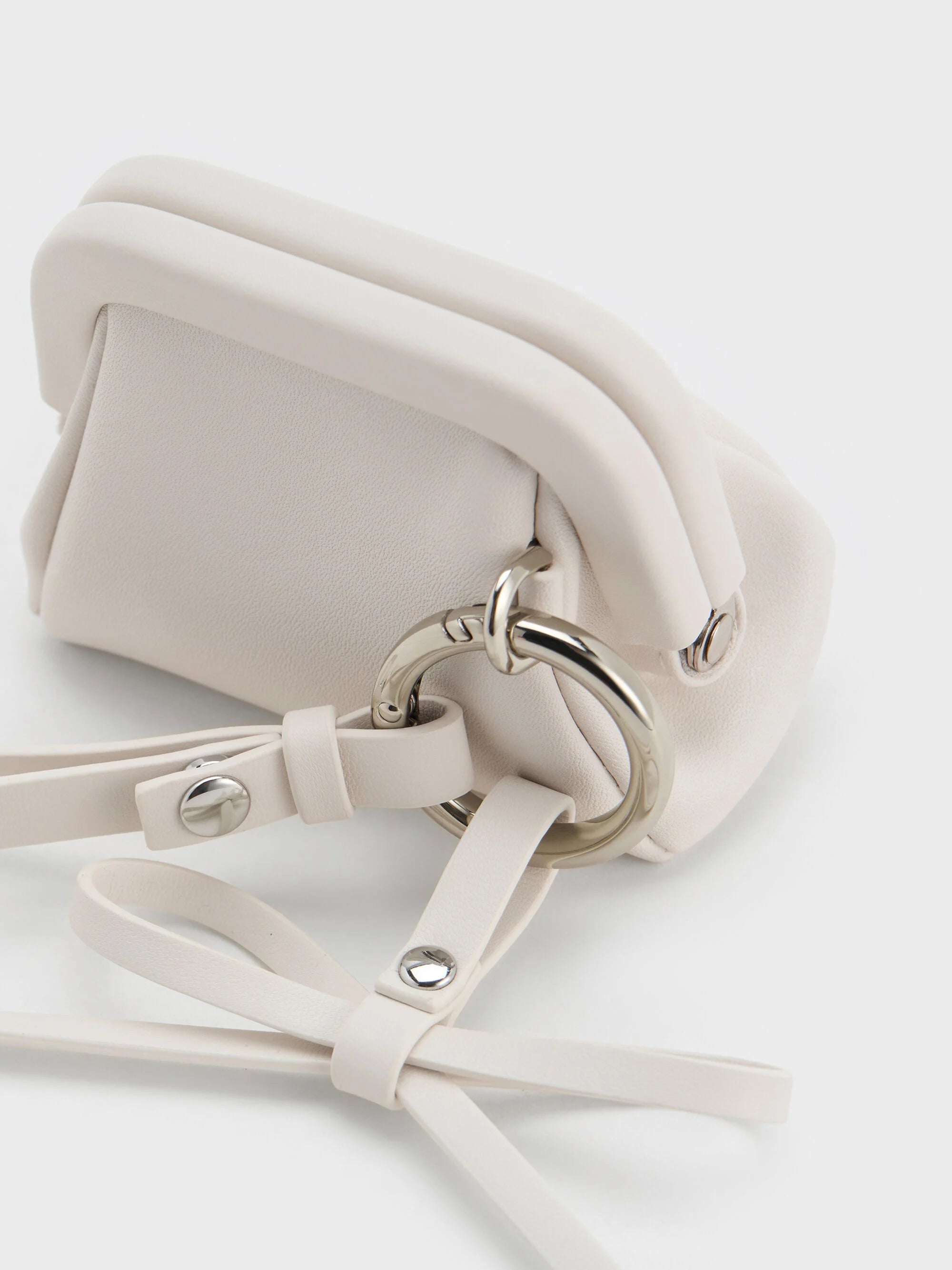 Meringue White