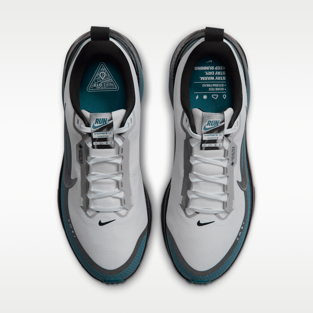 Off White/Smokey Blue/Bright Spruce/Black