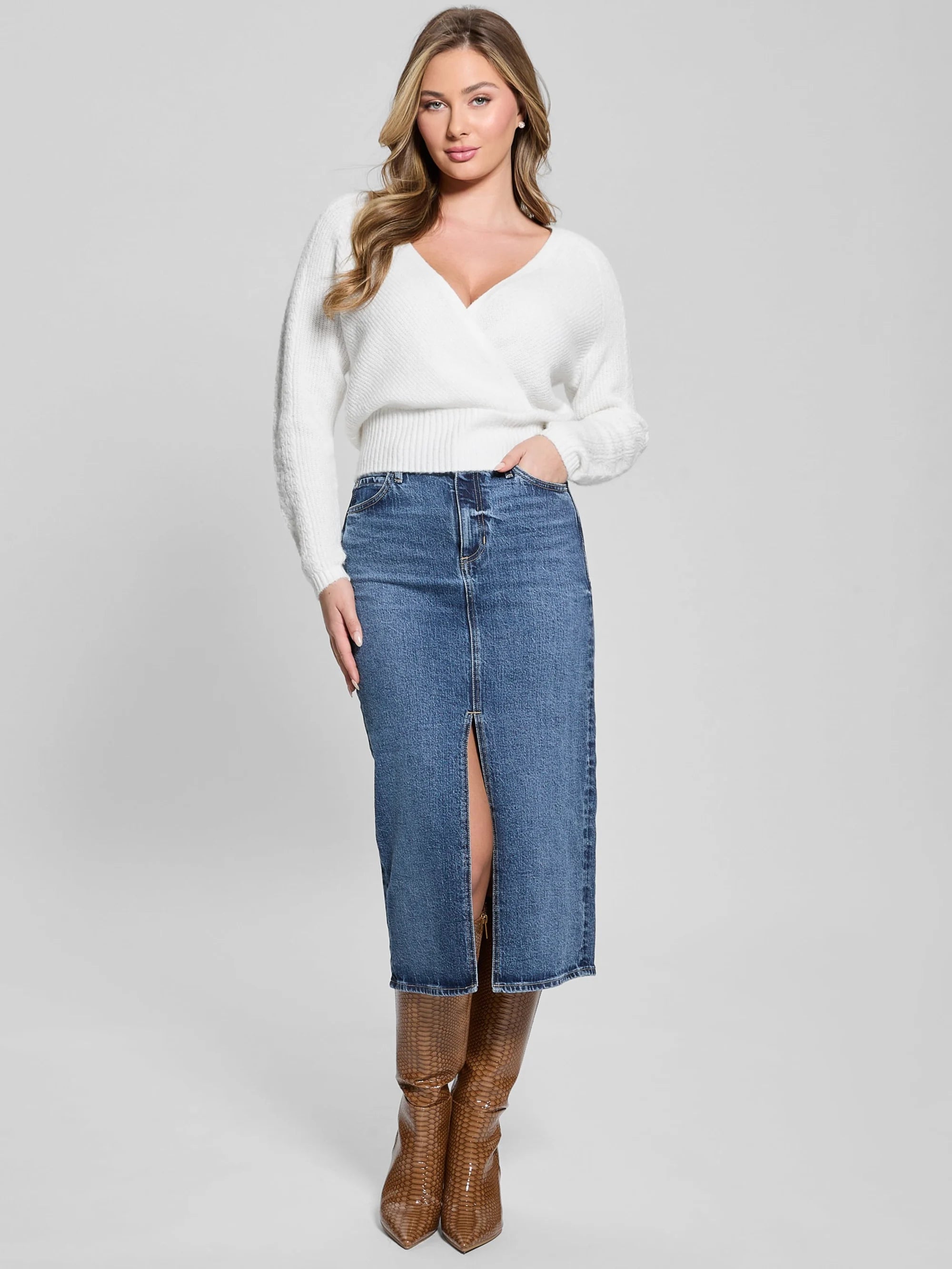 Dove White
