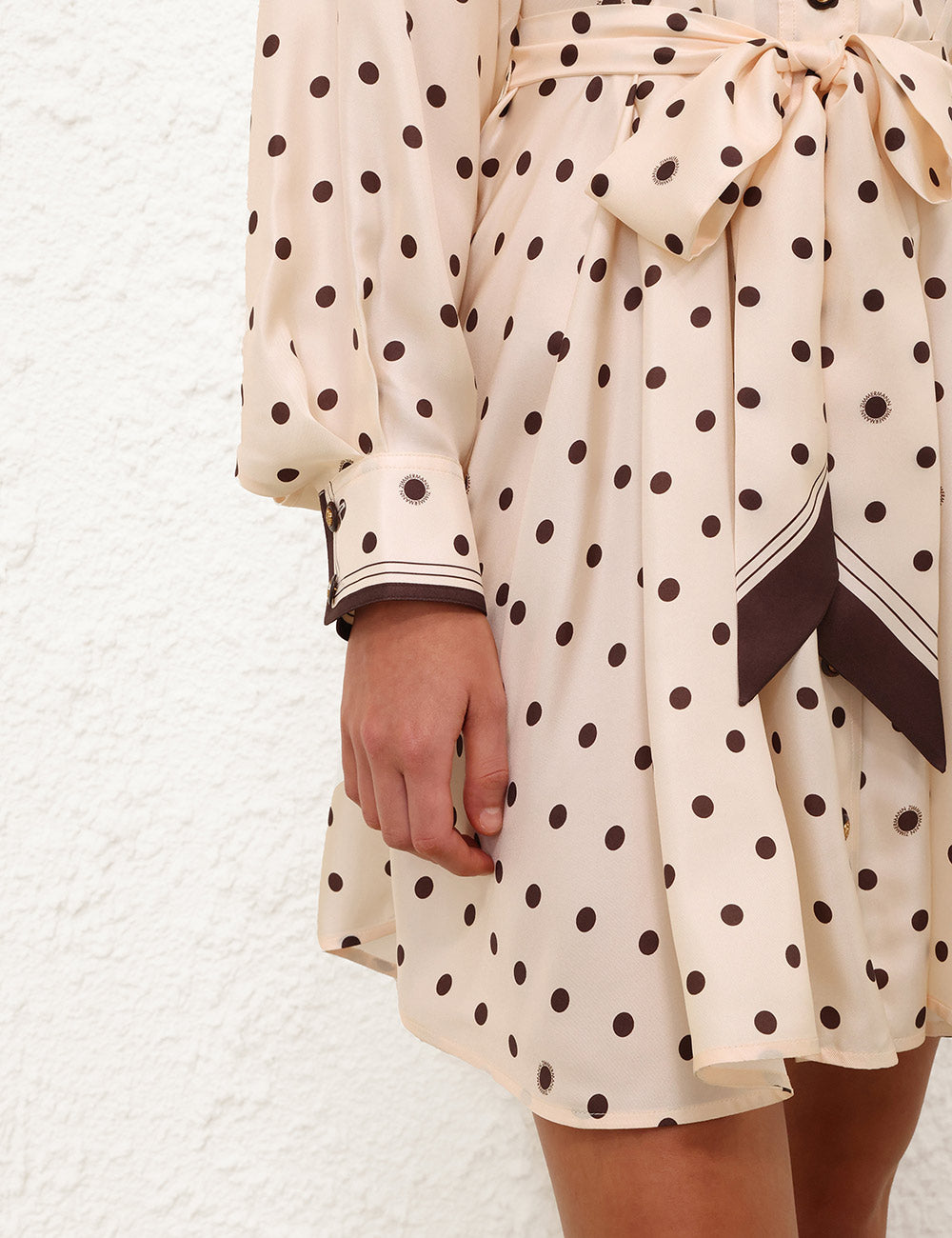 Cream Dot