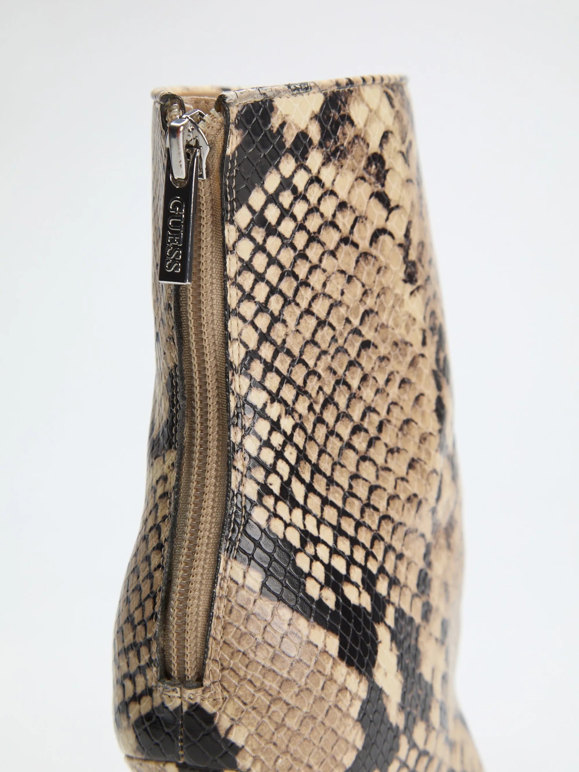 Medium Natural 101
