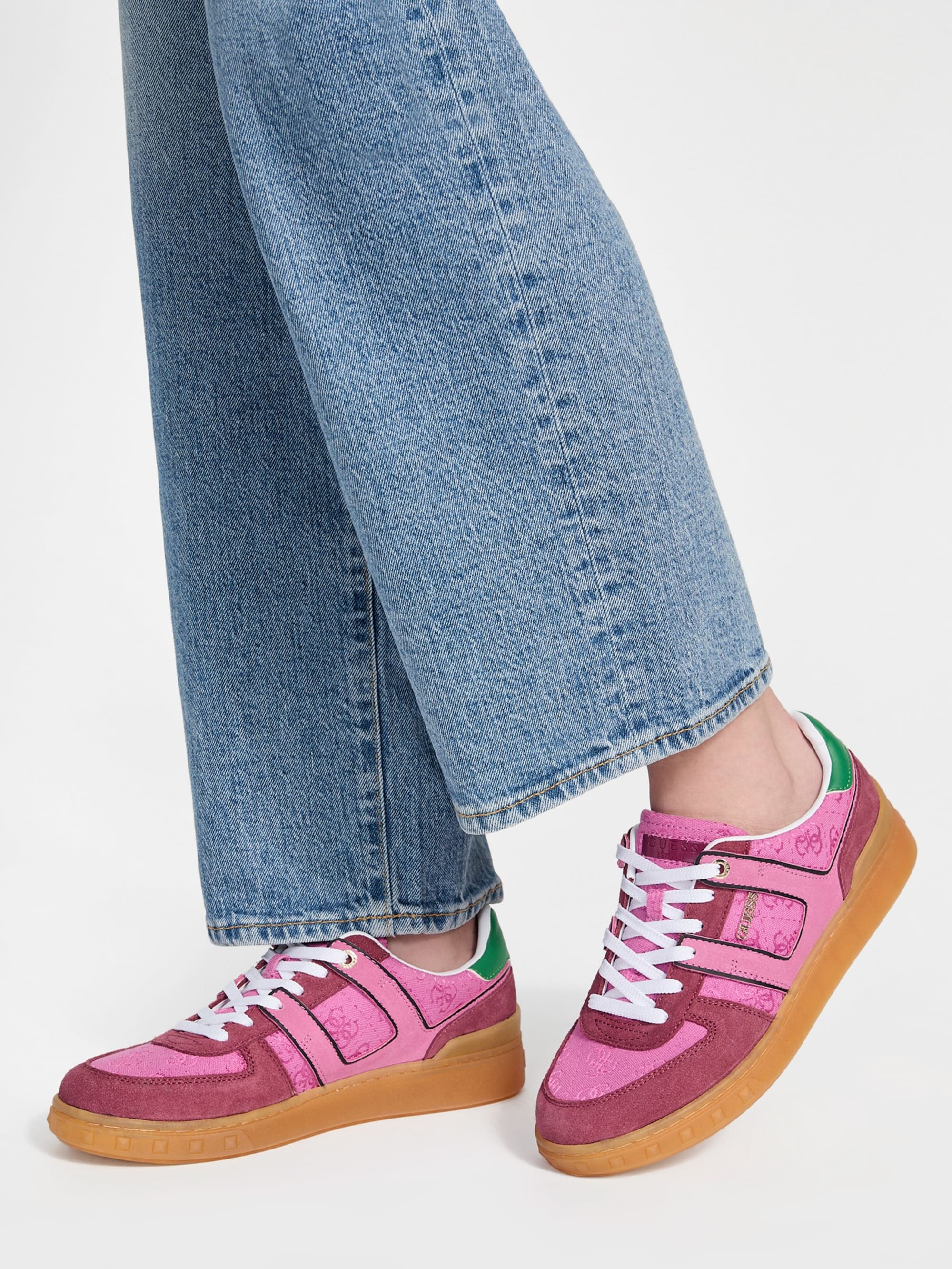 Medium Pink Logo