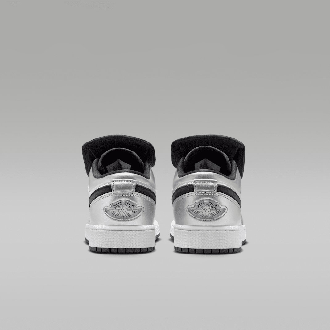 White/White/Metallic Silver/Black