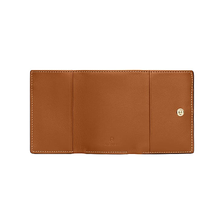 Cognac Brown