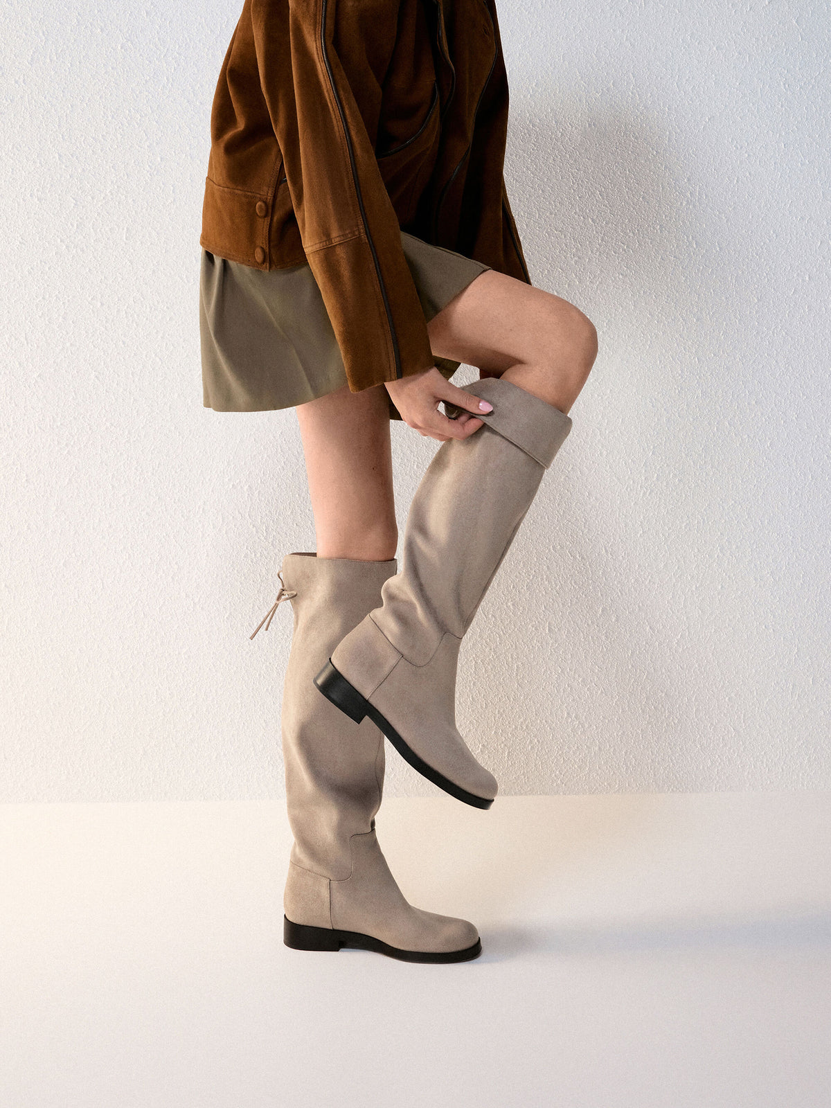 Taupe