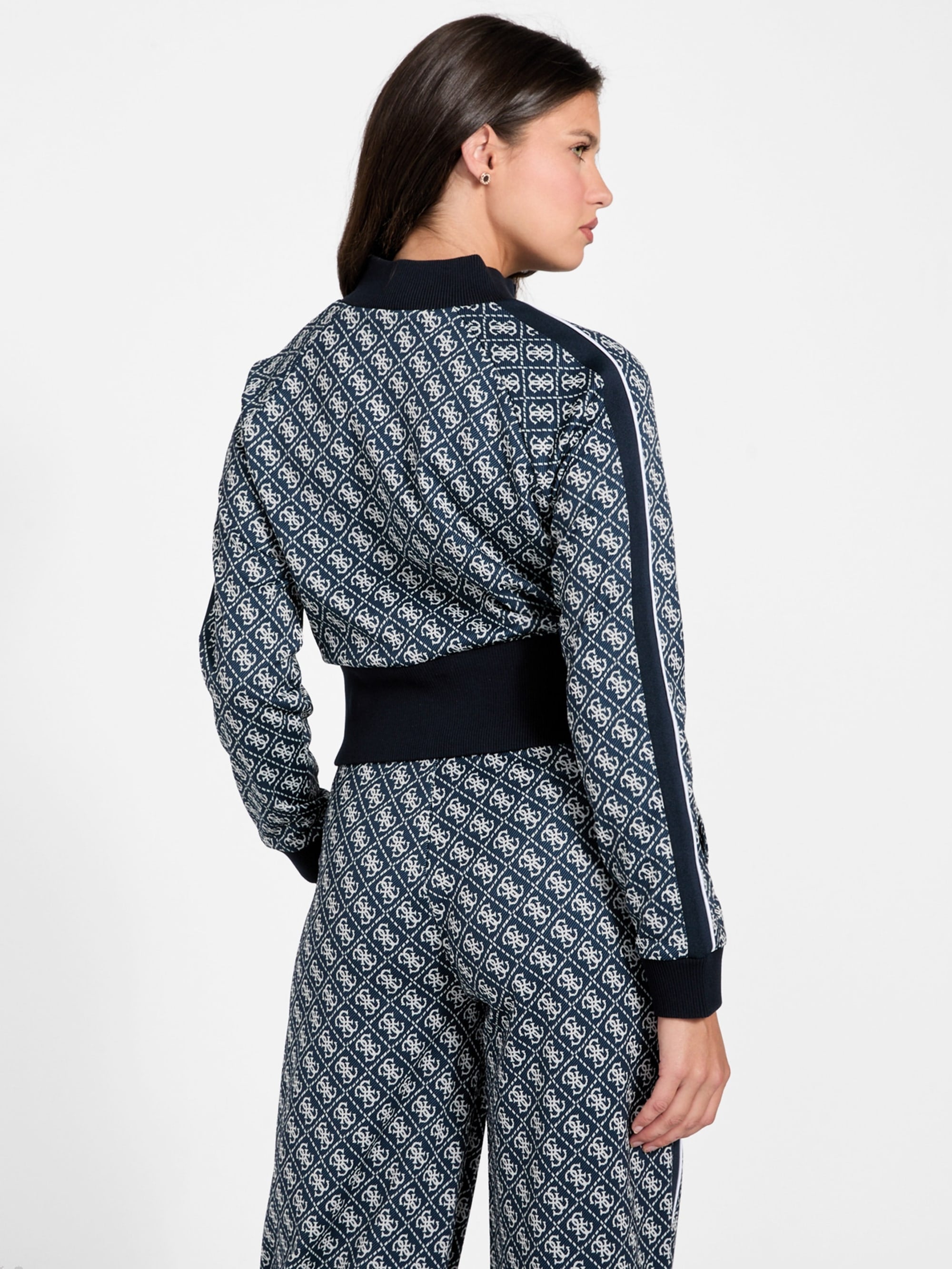 4G Rhombus Ocean Jacquard