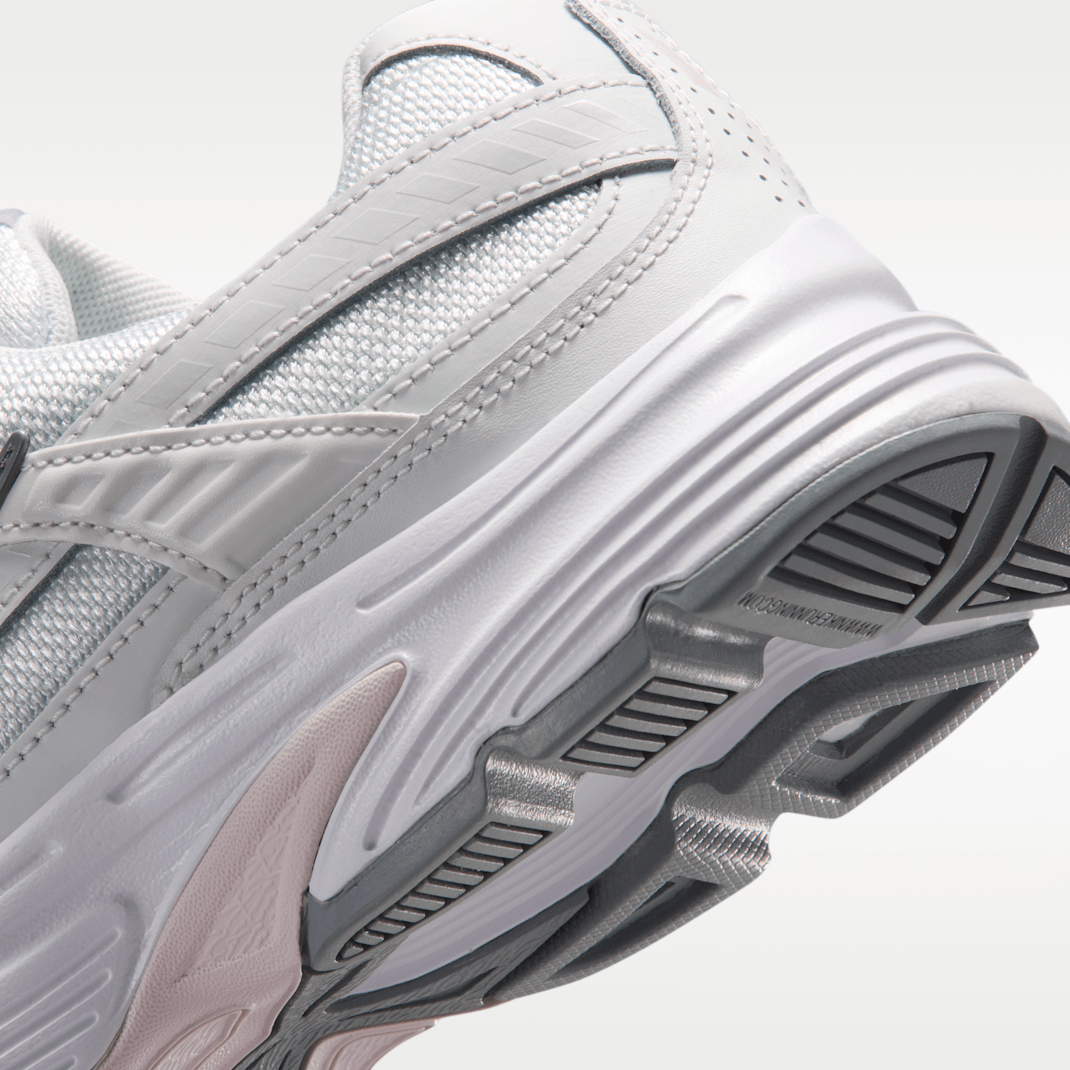 Summit White/Off White/Light Magenta/Bleached Lilac
