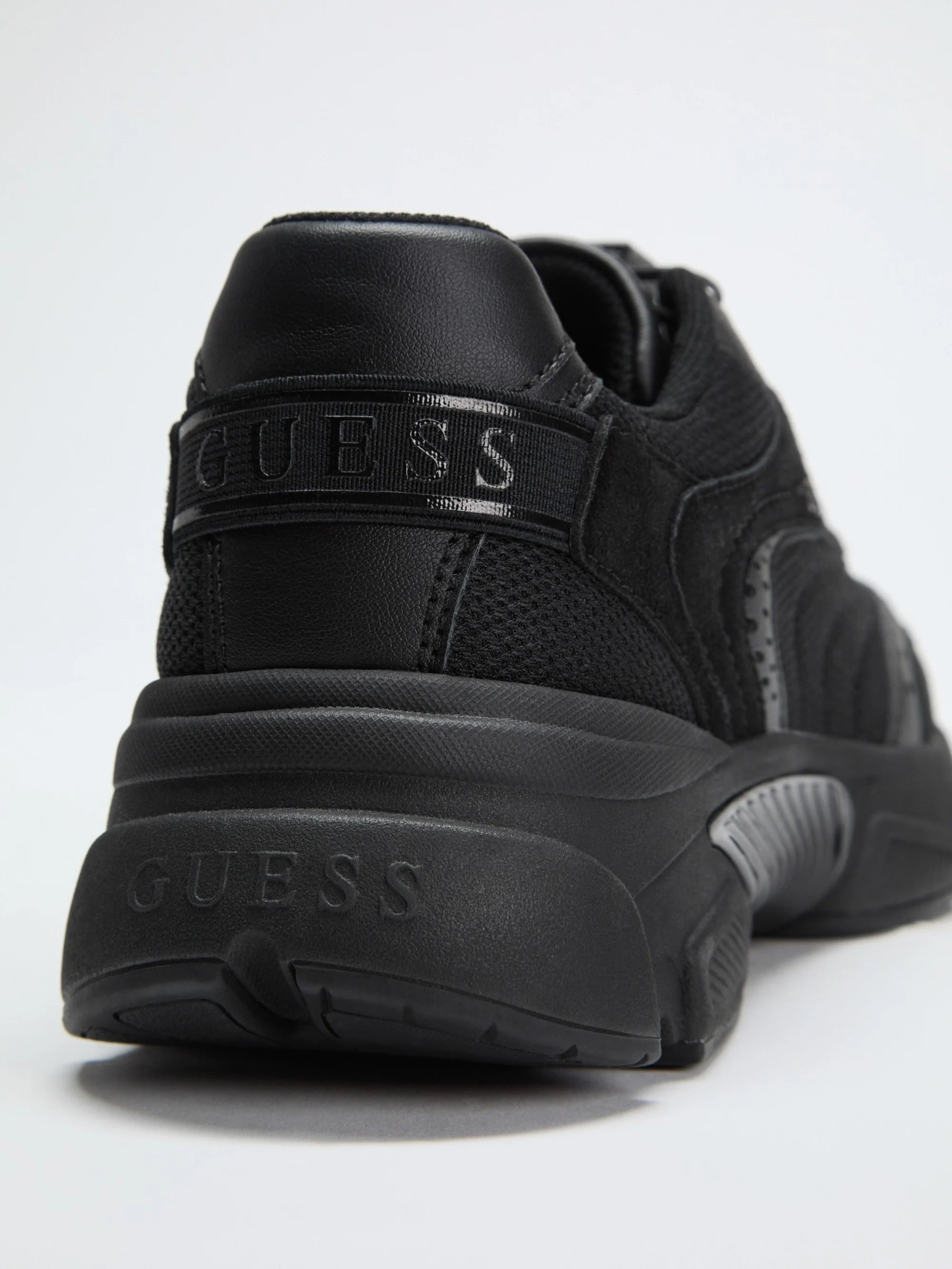 Black 001