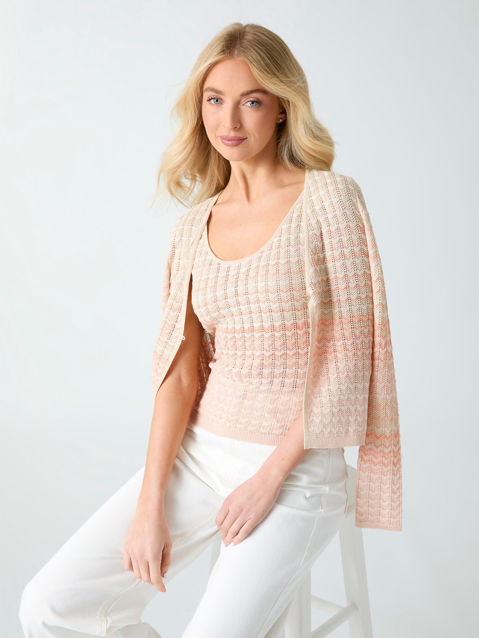 Peach Beige And Vanilla L
