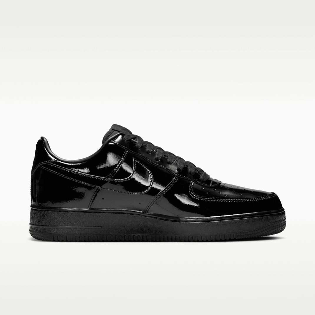 Black/Black/Black