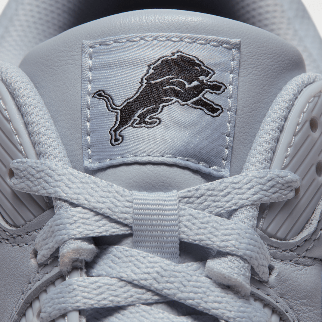 Field Silver/Black/Blue Spark