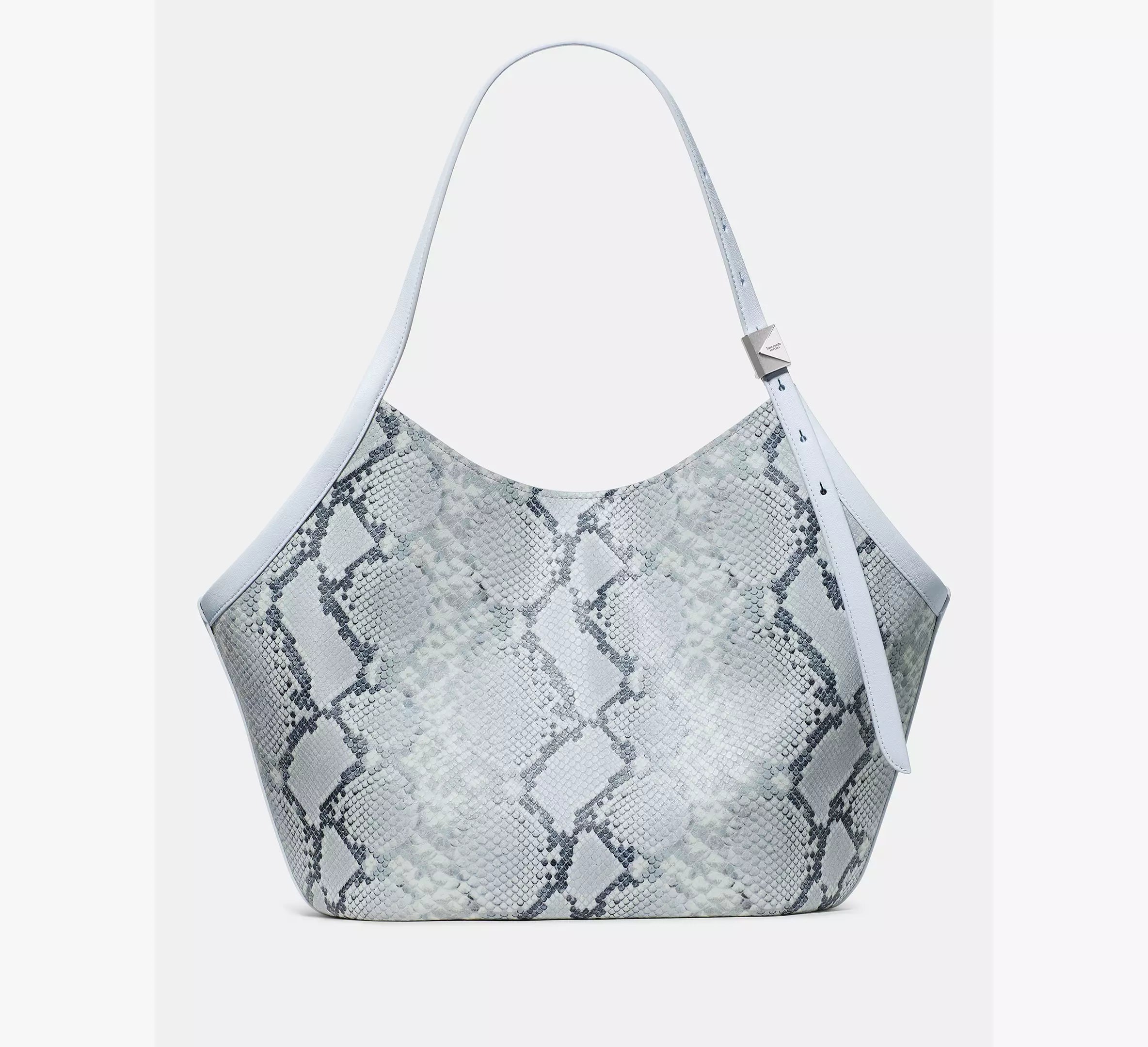 Pale Sapphirine