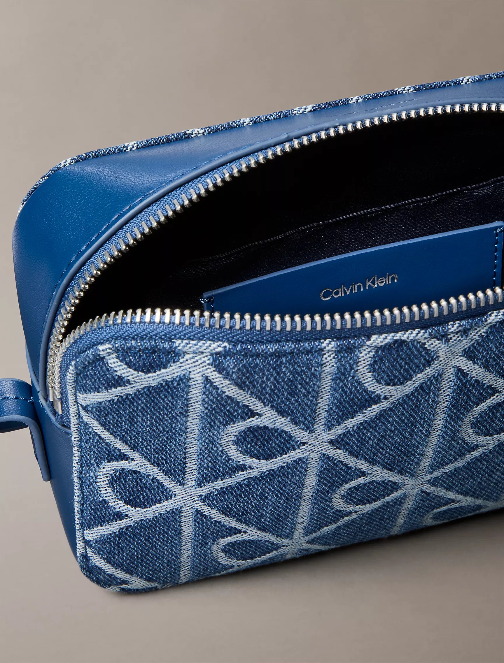 Denim Medium Wash
