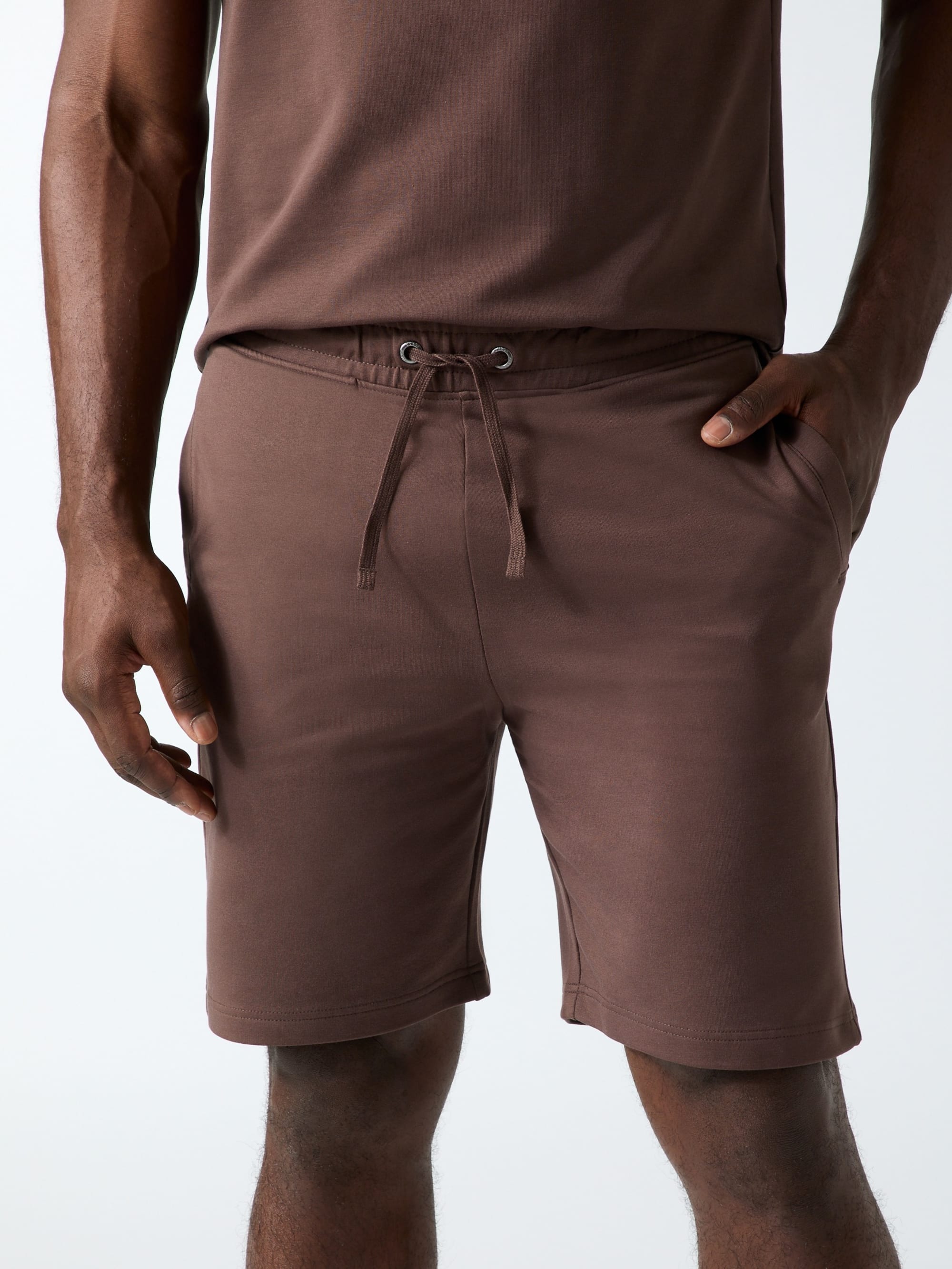 Coarse Brown