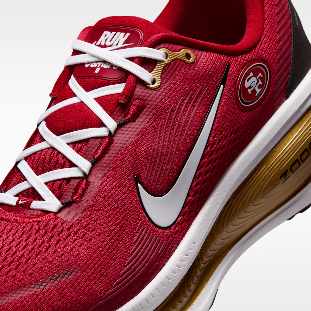 Gym Red/Club Gold/White