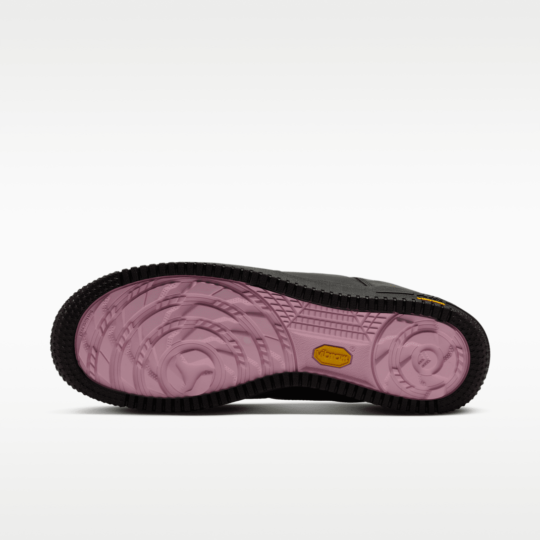 Black Pine/Black/Pink Foam/Tech Grey