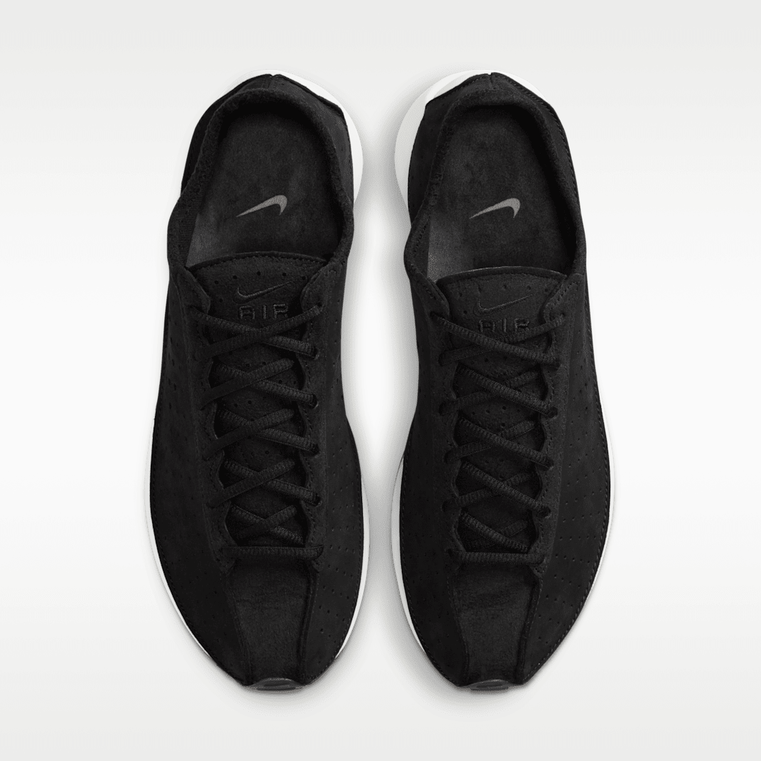 Black/Sail