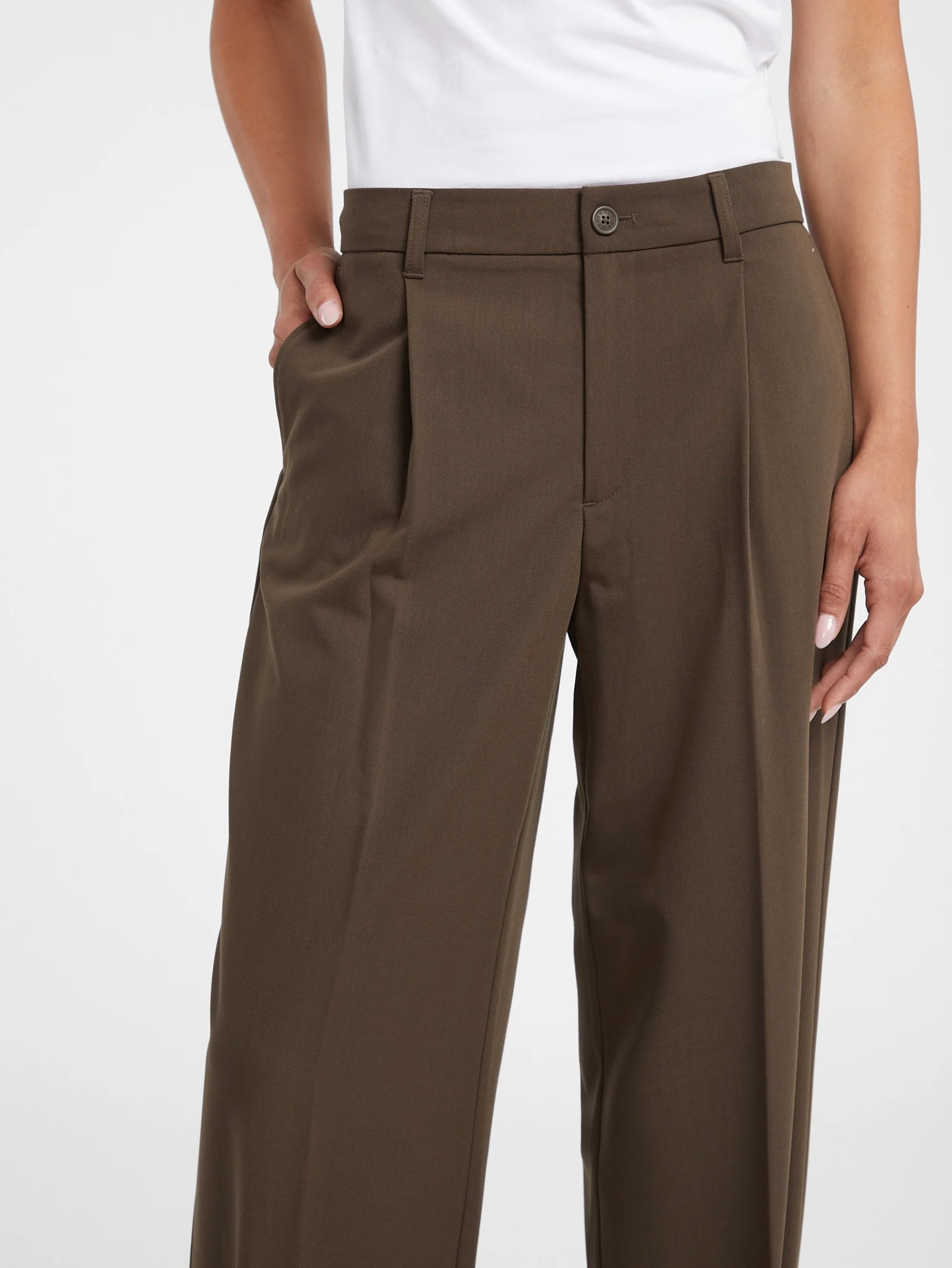 Dark Luxe Brown