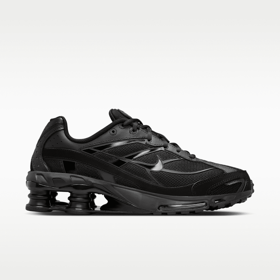 Black/Black/Black