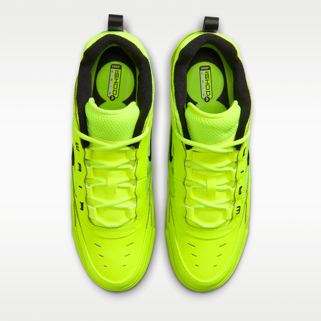 Volt/Volt/Black/Black