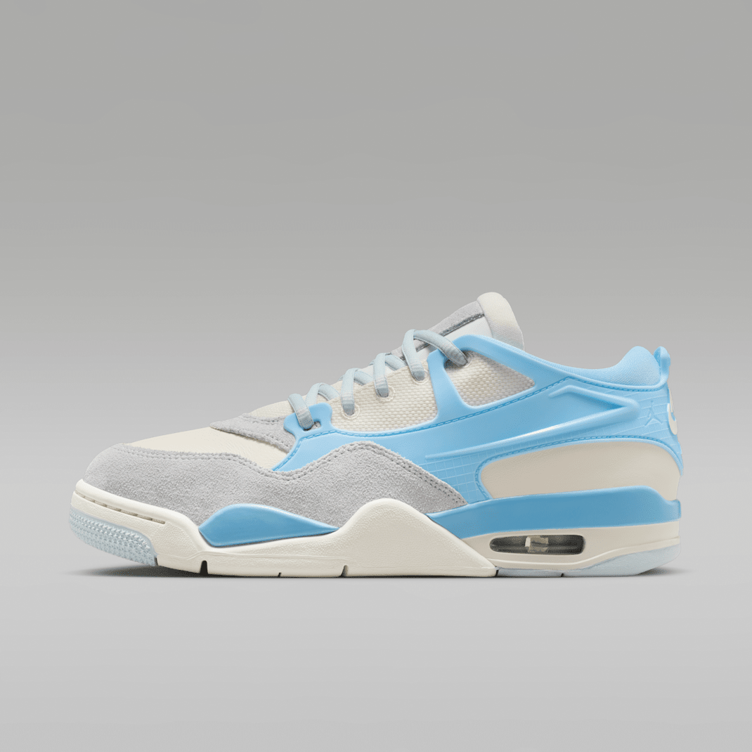 Psychic Blue/Pale Ivory/Aura