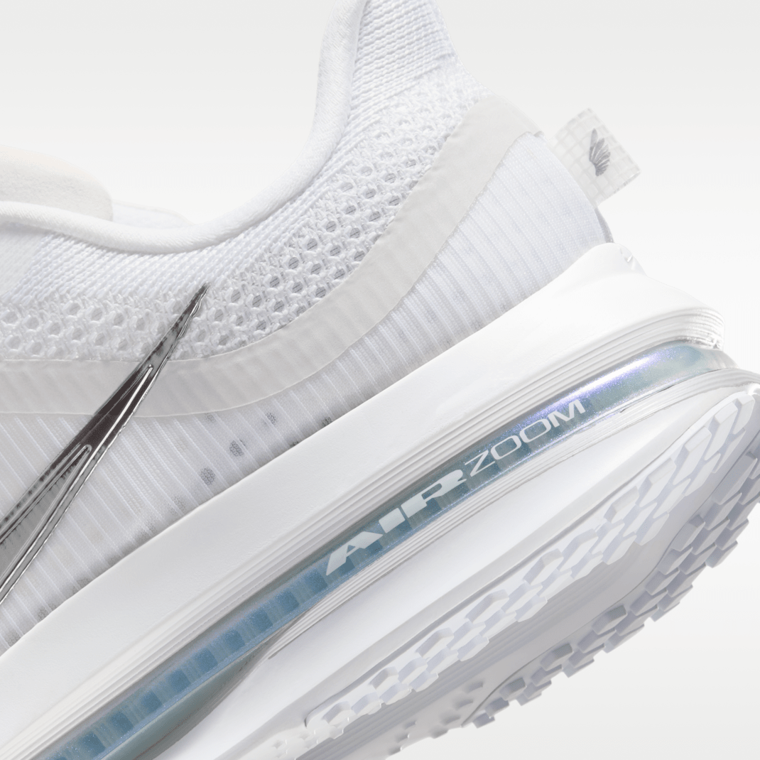White/Metallic Silver/Metallic Silver