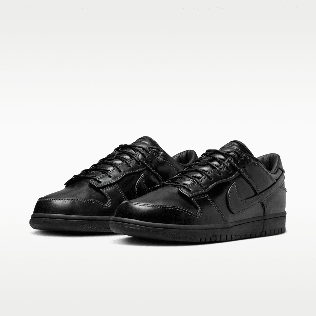 Black/Black/Black