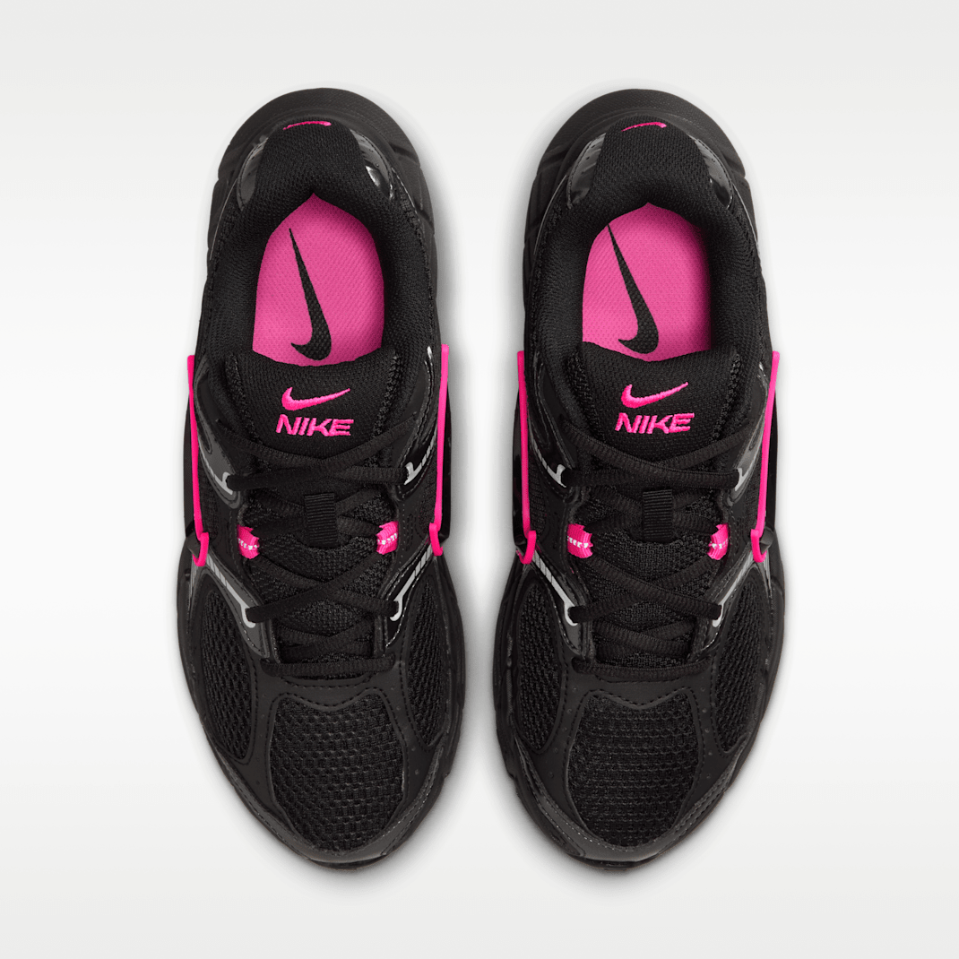 Black/Dark Smoke Grey/Pink Blast/Black