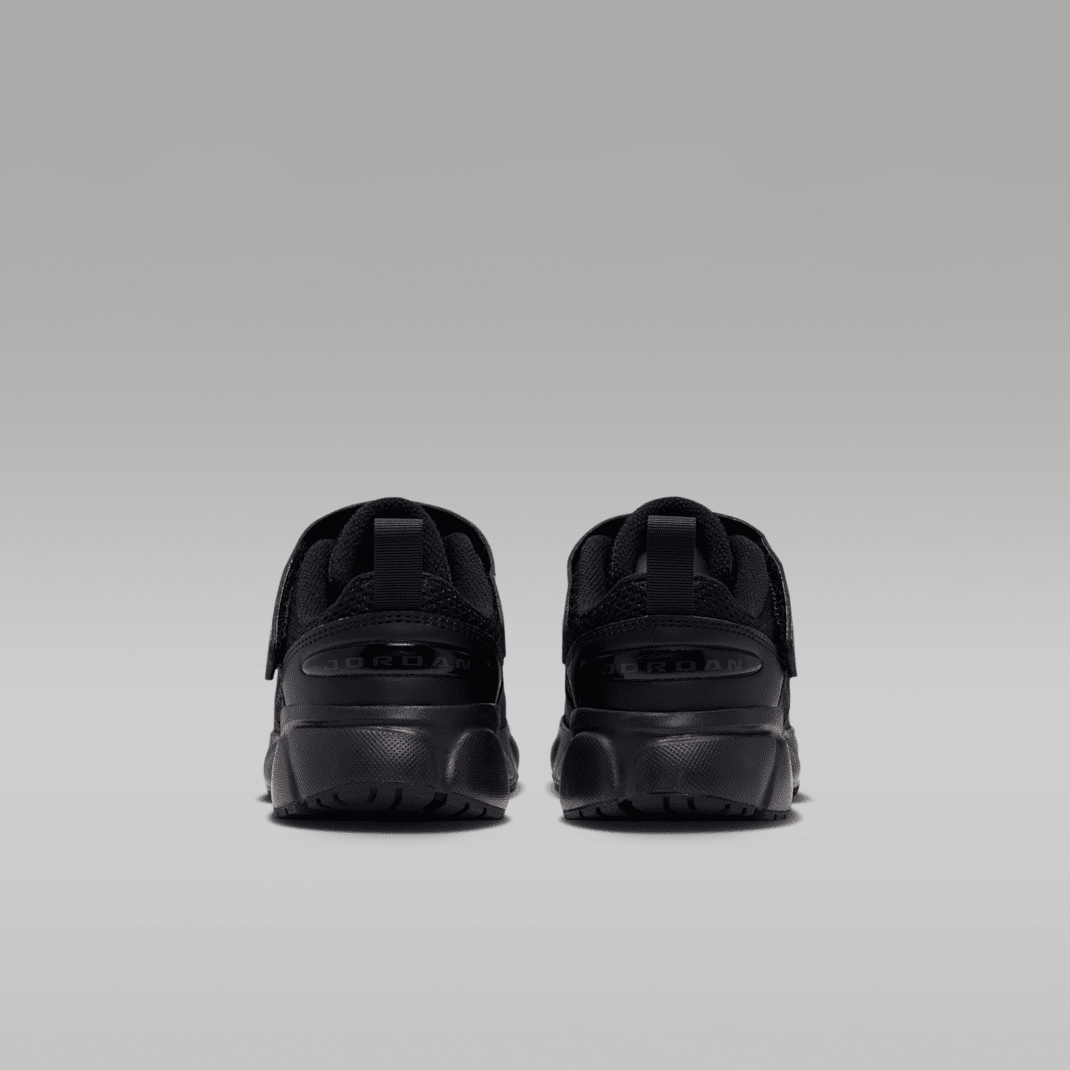 Black/Dark Smoke Grey