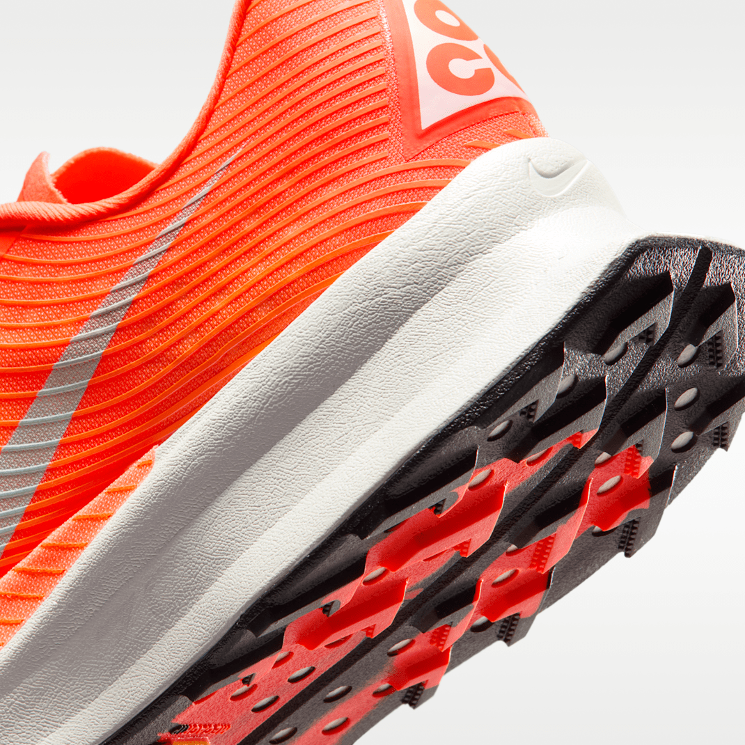Hyper Crimson/Total Orange/Vivid Purple/White