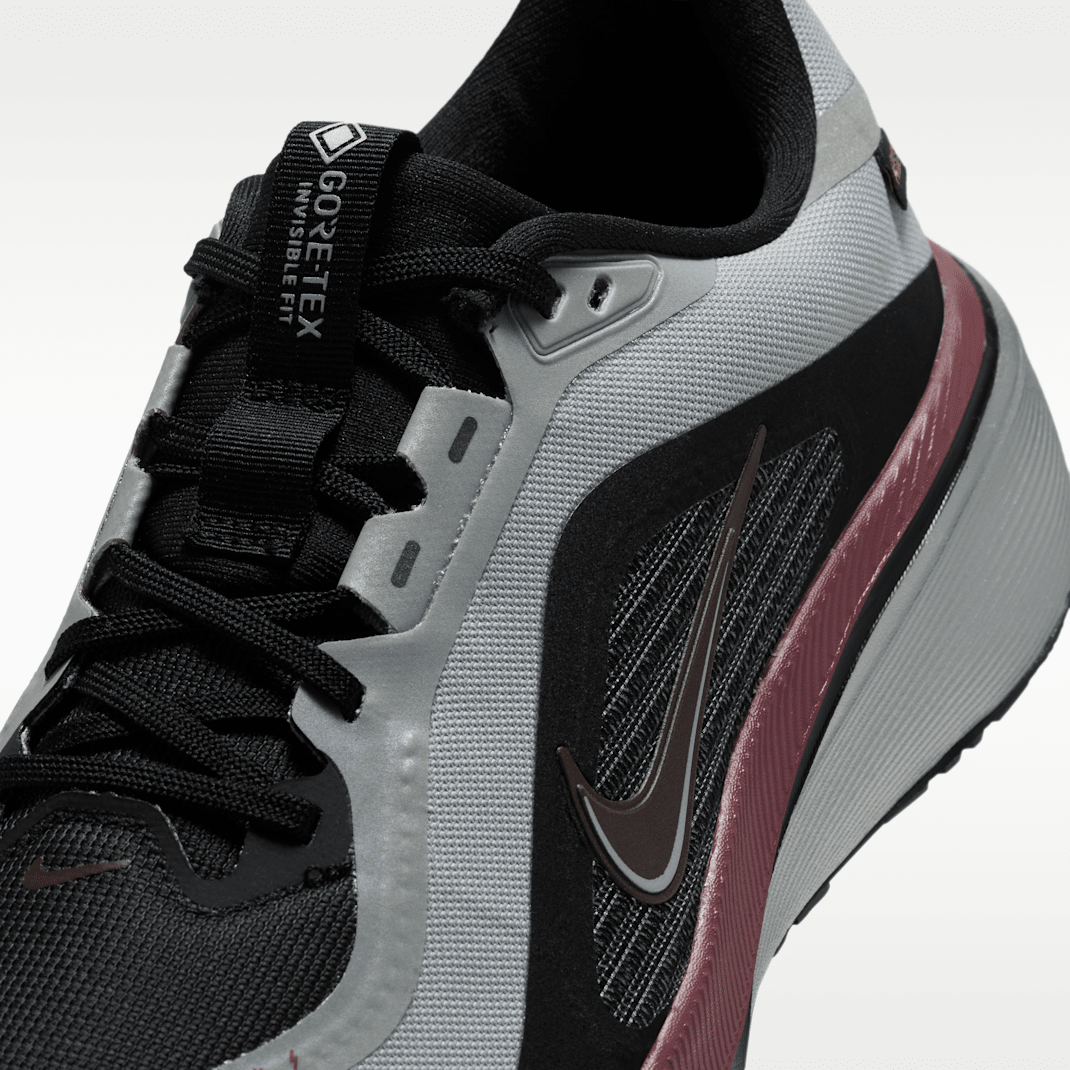 Light Smoke Grey/Pink Smoke/Metallic Silver/Mystic Dates