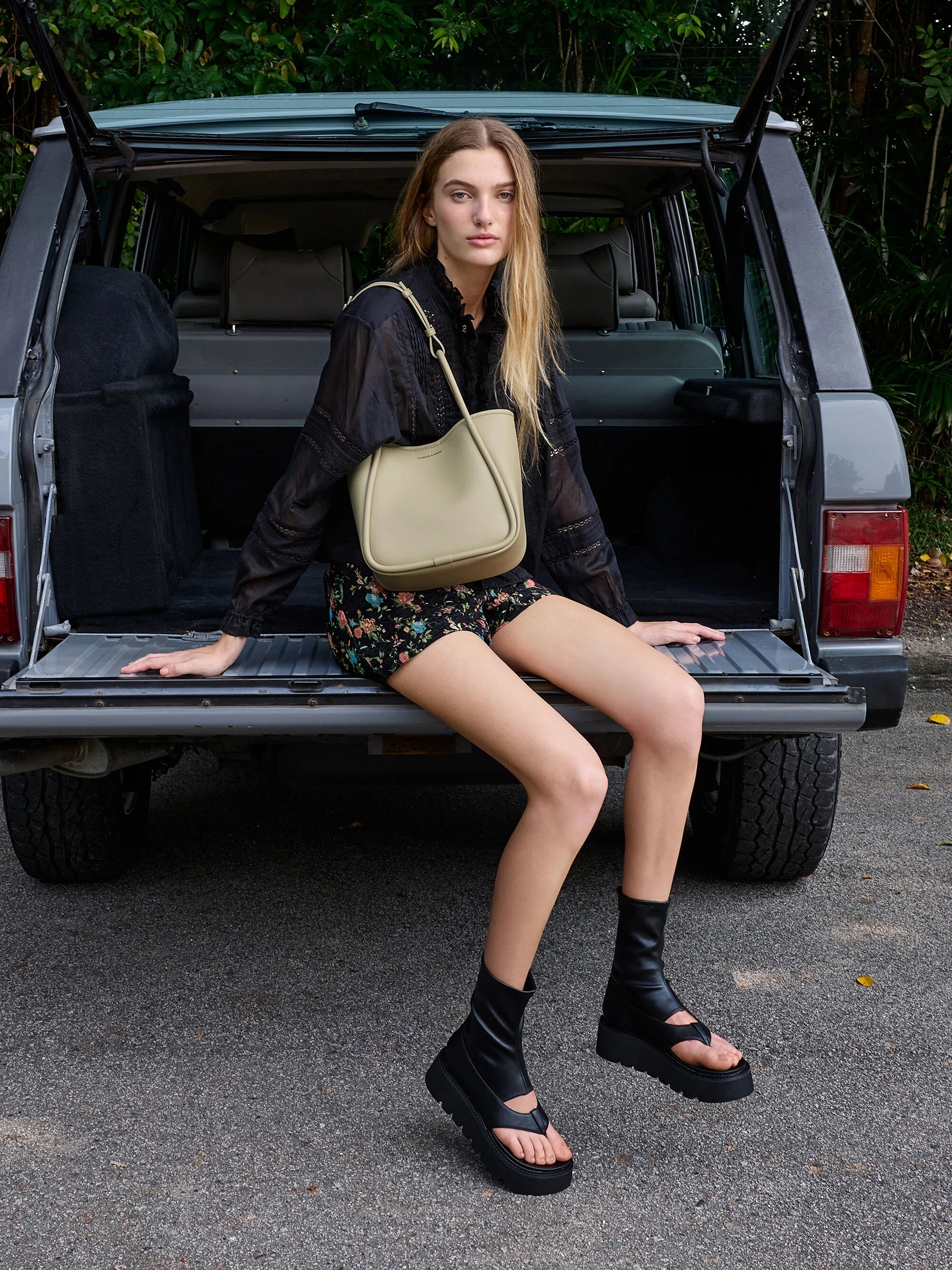 Pale Olive