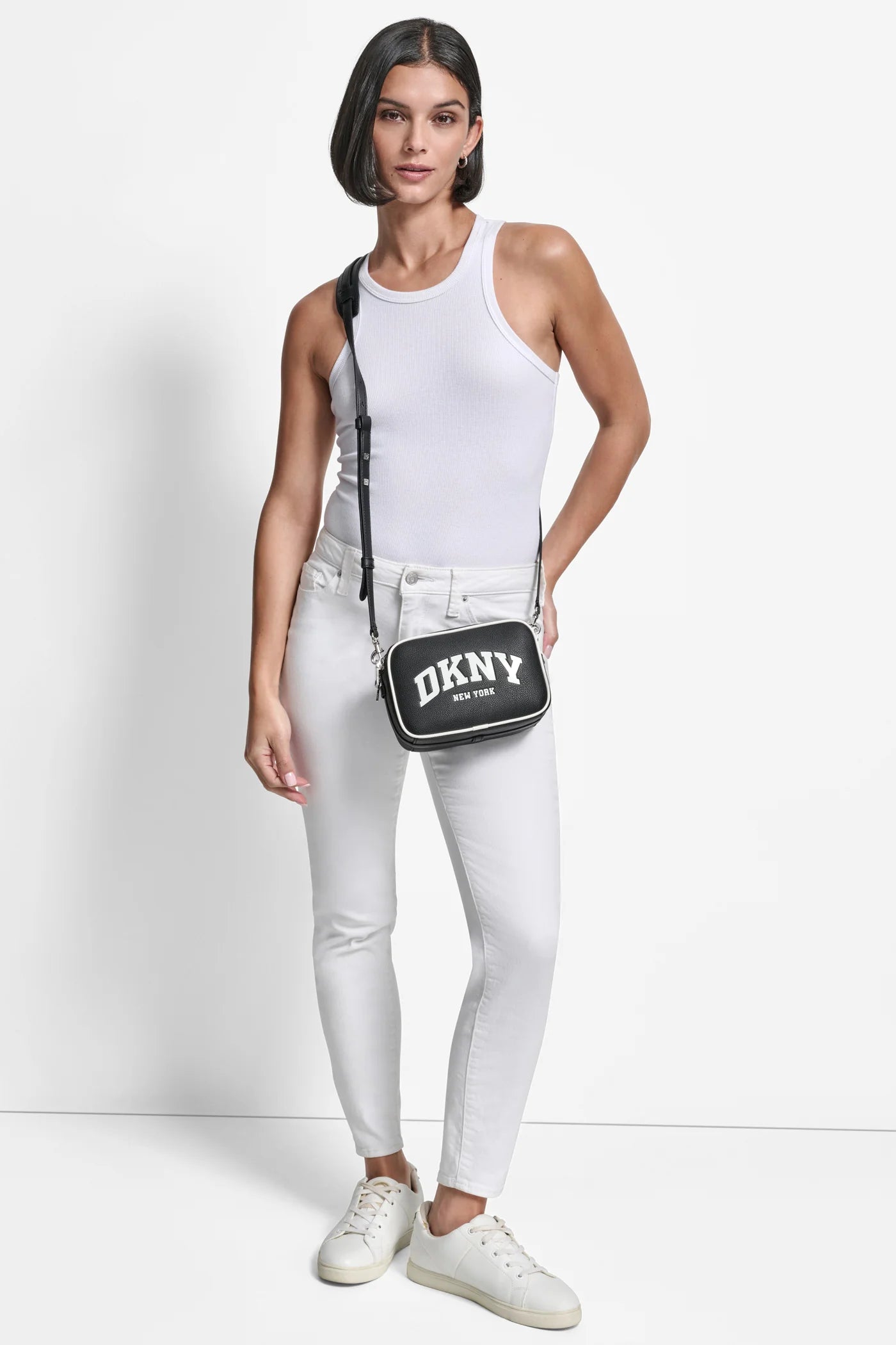 black/marshmallow