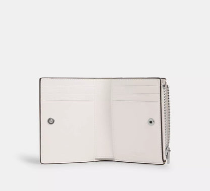 Silver/Chalk