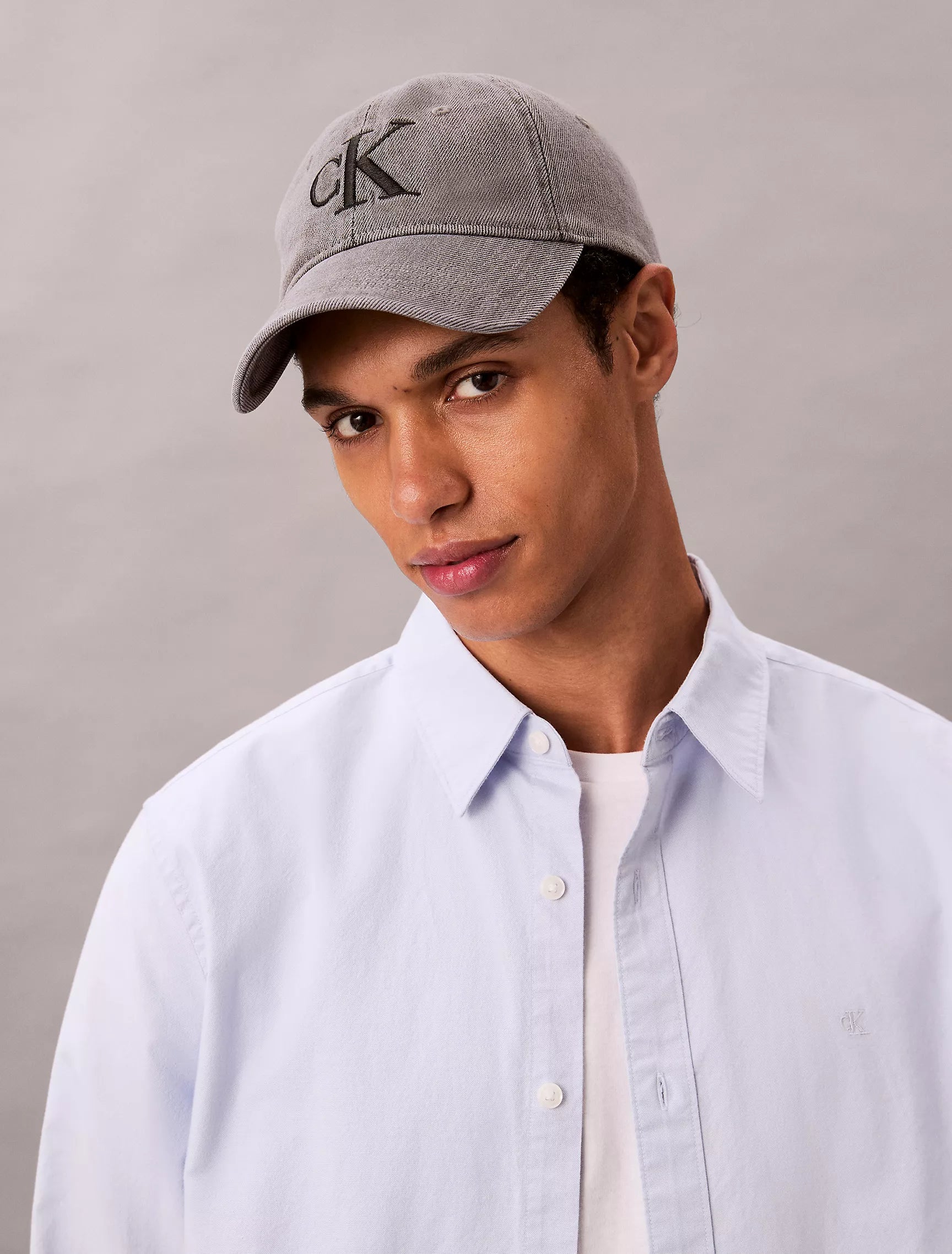 Dark Grey Wash