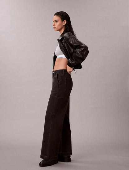 Essential Black