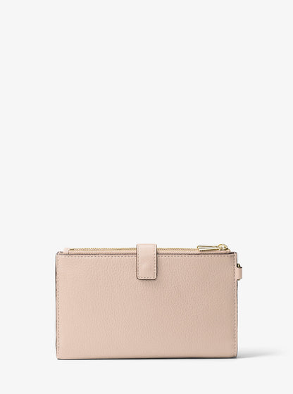 SOFT PINK